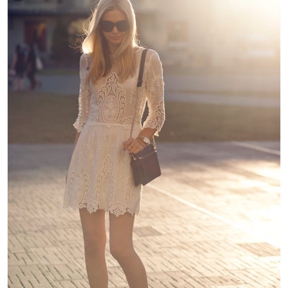 Dolce Vita Dresses & Skirts - Dolce Vita Ivory Crochet Embroidered Dress S